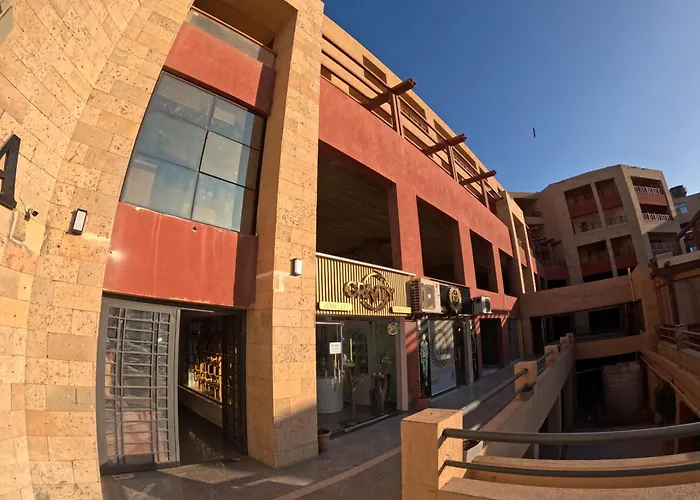 Apartman Avenue Compound Gurdaka